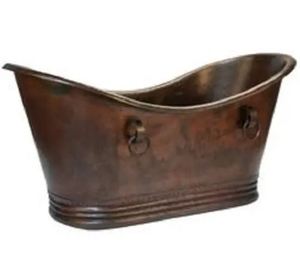 Bañera de pie con patas de gato, de cobre pulido brillante por dentro y por fuera, con faldón decorativo. - Product Image 1