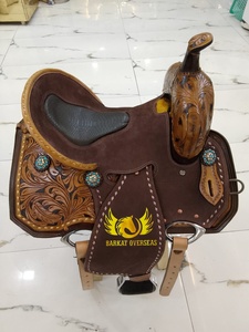 Silla de montar western de cuero genuino de doble tono personalizada con diseño de tachuelas de cobre, portátil, para equitación y doma, hecha a medida. - Product Image 3