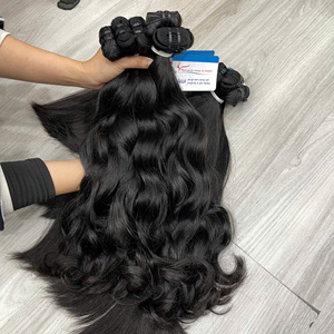 Extensions de cheveux humains bruts non traités, cuticules alignées, super double drawn, cheveux ondulés, couleur noir naturel et brun. - Product Image 2