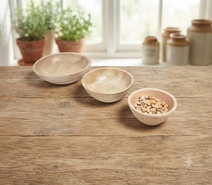 Tazón de Ensalada de Madera con Acabado Natural, Tazón para Mezclar Hecho a Mano, Tazón Ligero para Servir en la Cocina del Hogar - Product Image 1