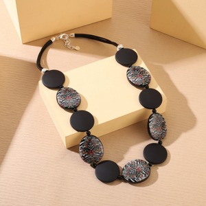 Collar de Resina con Cuentas Geométricas, Hecho a Mano, de Alta Calidad, con Acabado Pulido, Hermoso y Moderno, Unisex, Regalo, India - Product Image 4