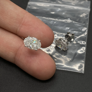 Pendientes de Diamantes Ovalados de Cuatro Puntas Cultivados en Laboratorio en Oro, Oro Rosa, Oro Blanco o Plata VVS VS D E F Corte Ovalado para Mujer - Product Image 2
