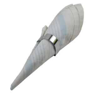 Anneau de serviette en forme de cœur, plaqué argent, design européen, écologique, personnalisé, de qualité supérieure pour la table à manger - Product Image 4