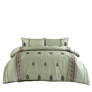 Juego de sábanas Super con almohadas con últimos diseños y calidad - Product Image 1