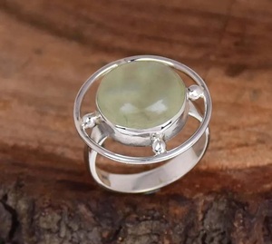 Anillo de Plata de Ley 925 con Prehnita Natural, Joyería Bohemia Hecha a Mano con Piedras Preciosas para Mujer - Product Image 4