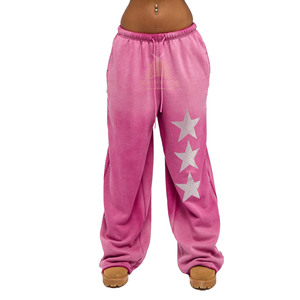 Pantalon de survêtement délavé à l'acide personnalisé en molleton de coton épais pour femme, coupe oversize vintage, style baggy avec strass - Product Image 1