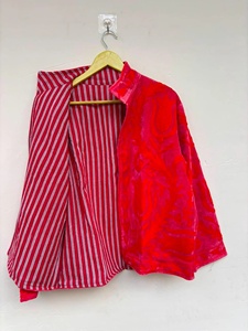 Veste d'hiver réversible brodée en velours Suzani avec doublure en coton, style bohème, veste indienne - Product Image 3