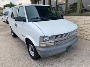 READY TO SHIP 24/7 DELIVERY Hot Demand Wholesale 2000 Che vrol et Astro Extended Cargo <b>Mini</b>-Van Used <b>Old</b> Model - Product Image 3