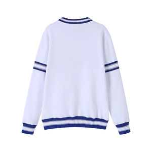 Sudadera Personalizada de Fraternidad con Cuello Redondo Blanco Sigma, Felpa Suave y Puños con Rayas Azules, Venta al Por Mayor, Fabricante - Product Image 2