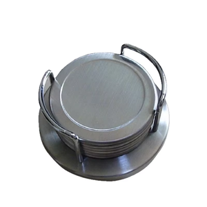 Posavasos de acero en tonos cálidos para artículos de cocina, tapetes y almohadillas, embalaje personalizado, fabricado en India. - Product Image 3