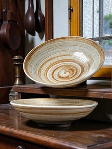 Tazón de cerámica contemporáneo hecho a mano con patrón japonés antiguo para servir fideos, ideal para hoteles, de Universal Overseas INDIA. - Product Image 3