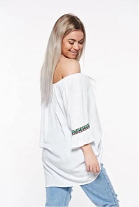 Blusa de manga larga bordada blanca con diseño de cuello oblicuo Tipo de camisa Top para mujer Uso diario Favor de fiesta de verano - Product Image 4