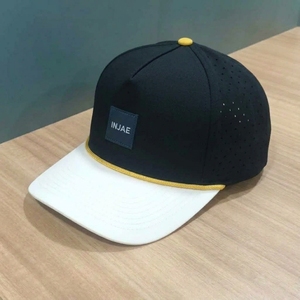 Casquette de golf 5 panneaux personnalisée OEM, perforée, découpée au laser, visière pré-courbée, structurée, faible MOQ, fournisseur ODM - Product Image 2