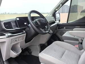 <span class=keywords><strong>Ford</strong></span> <span class=keywords><strong>Transit</strong></span> T8 2024 Usado, Diésel 2.3T Automático, Distancia entre Ejes Media, Techo Medio, <span class=keywords><strong>6</strong></span> Asientos, Ideal como Base para Conversión de RV - Product Image 6