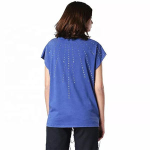 Camisetas de algodón de alta calidad al por mayor para mujer con pedrería, fabricantes OEM, camisetas con cuello redondo estampadas personalizadas para damas - Product Image 4