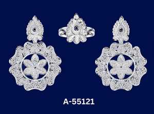 Pendientes Geométricos con Circonita, Chapados en Oro de 24K, Aleación de Zinc, Joyería Clásica para Mujer, A-55066 - Product Image 4