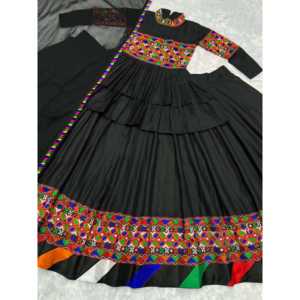 Beautiful Kediyu Kediyu Lehenga and Dupatta with Real <b>Mirror</b> Hand <b>XL</b> Size - Product Image 5