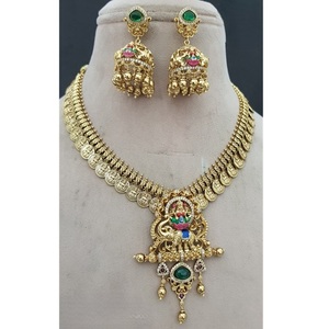 Conjunto de Collar y Aretes de Jade Clásico Chapado en Oro de Latón de Primera Calidad Radiant para Mujer, Regalo para Boda, Compromiso, Aniversario o Fiesta - Product Image 2