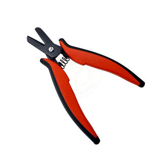 Pinzas de Acero Inoxidable para Cortar Extensiones de Cabello con Queratina, Herramienta para Estilismo en Salón y Uso Diario, Construcción Duradera, Venta en Línea - Product Image 4