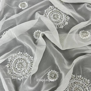 Tela de Georgette viscosa pura con diseño Moti transpirable bordado de perlas estilo a cuadros tejidos - Product Image 4