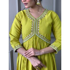 Hermosa parte superior e inferior de ropa de fiesta con Conjunto elegante de tamaño Dupatta XL - Product Image 3