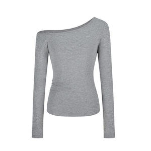 Wholesale Women Cropped Long Sleeve Tees Athleisure Fashion <b>Tops</b> Fast Delivery Factory Price USA - Product Image 4