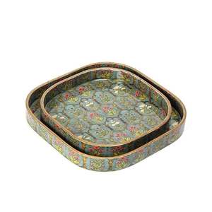 Plateau en bois écologique gravé sur mesure pour la cuisine et les cadeaux à prix abordable - Product Image 5
