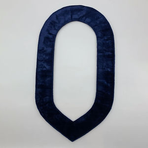 Collar Masónico de Alta Calidad Hecho a Medida con Cadena de Metal Dorado de 12 Eslabones, Tela de Terciopelo Azul, Logotipo Personalizado y Alta Artesanía - Product Image 2