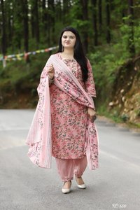 Conjunto de Kurta y Patiala con Estampado Floral para Mujer con Dupatta – Elegante Conjunto Étnico de Algodón para Mujer - Product Image 2