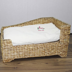 Artex Dong Thap Factory's Eco-Friendly Handwoven Water Hyacinth Pet House Muebles para el hogar para mascotas pequeñas - Product Image 1