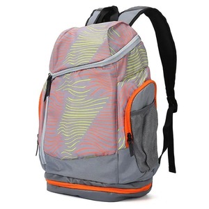 Sac à dos unisexe en polyester à motif géométrique, fermeture éclair, résistant à l'eau, pour usage extérieur décontracté, grande capacité, durable et léger - Product Image 3