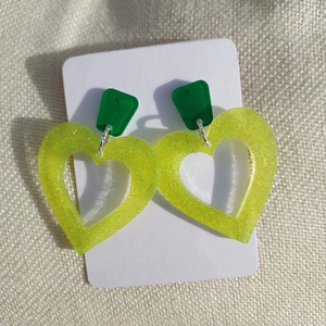 Green Heart Shape Plastic Earrings Fashion Statement Jewelry Valentine's Day Gift Exquisite Cut Design - Product Image 1