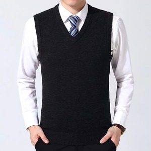 Gilet sans manches en tricot noir pour homme, col en V, couleur unie, vêtement d'automne - Product Image 3