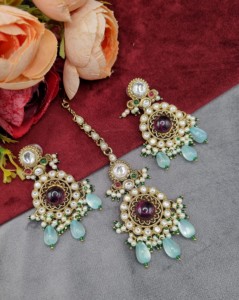 Collier Kundan en pierre ronde non taillée avec boucles d'oreilles et mangtika assortis, bijoux de créateur plaqués or antique, fabricant de bijoux. - Product Image 6