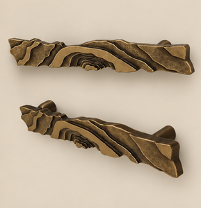 Tirador de Puerta Ondulado en Capas con Acabado Bronce Antiguo, Manija Larga Texturizada para Gabinetes, Herraje Decorativo para Muebles de Interiores de Lujo - Product Image 2