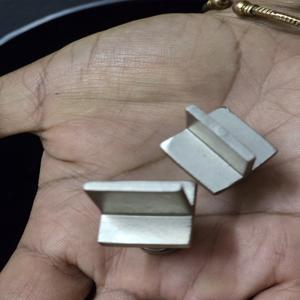 Pièces de fabrication en tôle usinées sur mesure par CNC, découpe laser, électroérosion à fil, perçage - Aluminium, acier inoxydable pour l'industrie - Product Image 1