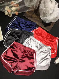 Shorts de satén plateado de cintura alta para mujer, estilo sexy para discoteca, con cordón ajustable, estampado floral, tela transpirable de mezcla de algodón. - Product Image 5