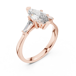 Bague de fiançailles Art Déco Vinson Project avec moissanite brillante de laboratoire de forme marquise et côtés uniques en acier inoxydable - Product Image 4