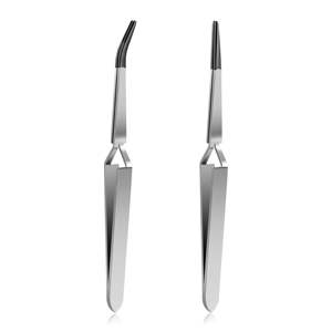 Pince à épiler UBI à pointe dentée en acier inoxydable à verrouillage inversé - Déverrouillage par pression - Revêtement PVC - Pour cils et sourcils - Product Image 2