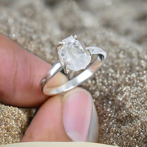 Anillo de piedras preciosas de cristal en bruto transparente para mujeres y niñas, joyería de plata de ley 925 hecha a medida, venta al por mayor, anillos de plata fina, joyería - Product Image 1