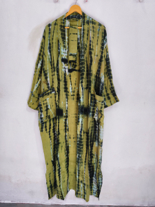 Robe longue kimono en soie Bridel, patchwork, pour couvrir le bikini, vêtement de nuit, kimono en sari indien vintage recyclé fait main - Product Image 5