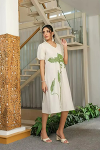 Vestido Formal Ecológico para Mujer, de Algodón con Inspiración Natural, Largo hasta la Rodilla, Venta al por Mayor, Corte Regular, Tonos Tierra, Tejido Floral Suave - Product Image 3