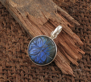Pendentif Tête de Loup Sculptée en Labradorite Bleue Naturelle Effet Flash, Fleur Sculptée, Pierre Précieuse Faite à la Main, Bijou Esprit de la Lune, Vente en Gros, Cadeau - Product Image 3