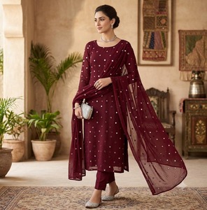 Tissu en mousseline tissée haut de gamme bicolore, séchage rapide, léger, fluide, doux, à double teinte, pour robes, saris, ensembles et lehengas pour femmes - Product Image 1