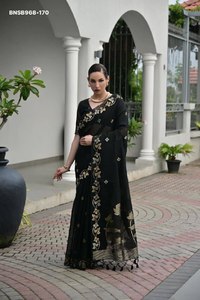 Colección Premium de Sarees y Blusas de Yute, Lino y Seda con Tejido Zari, Bordado Buttis-Pallu y Borde Doble Zari - Proveedor de la India - Product Image 3
