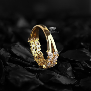 Anillo de Eternidad Chapado en Oro con Moissanita, Diseño Floral con Corte Marquesa, Ovalado y Redondo, Estilo Iced Out, para Regalo de Boda - Product Image 3