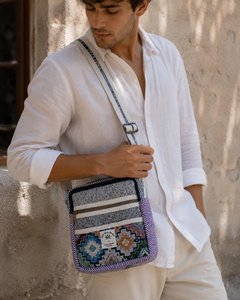 Sac bandoulière décoratif tissé avec forme compacte verticale, panneau frontal à motifs, fermeture éclair et sacs fourre-tout pour femmes - Product Image 5