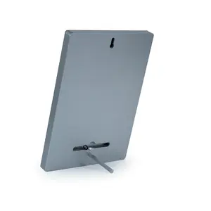 Plaques de récompense en aluminium A4 gravées au laser avec plaque ronde colorée et support - Product Image 4