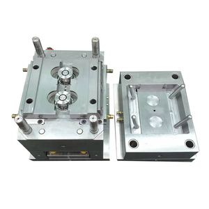 แม่พิมพ์ฉีดพลาสติก OEM ความแม่นยำสูงแบบกำหนดเอง - การเชื่อมต่อแบบเกลียว - Product Image 1