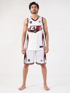 Uniforme de baloncesto atlético que ofrece comodidad transpirable, construcción de primera calidad y movilidad superior para el juego competitivo. - Product Image 1